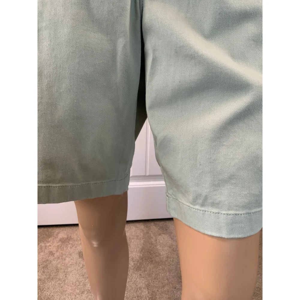 J. Crew Men's Shorts Sz 34 Sage Green Preppy Academia Coastal Belt Loops Pockets